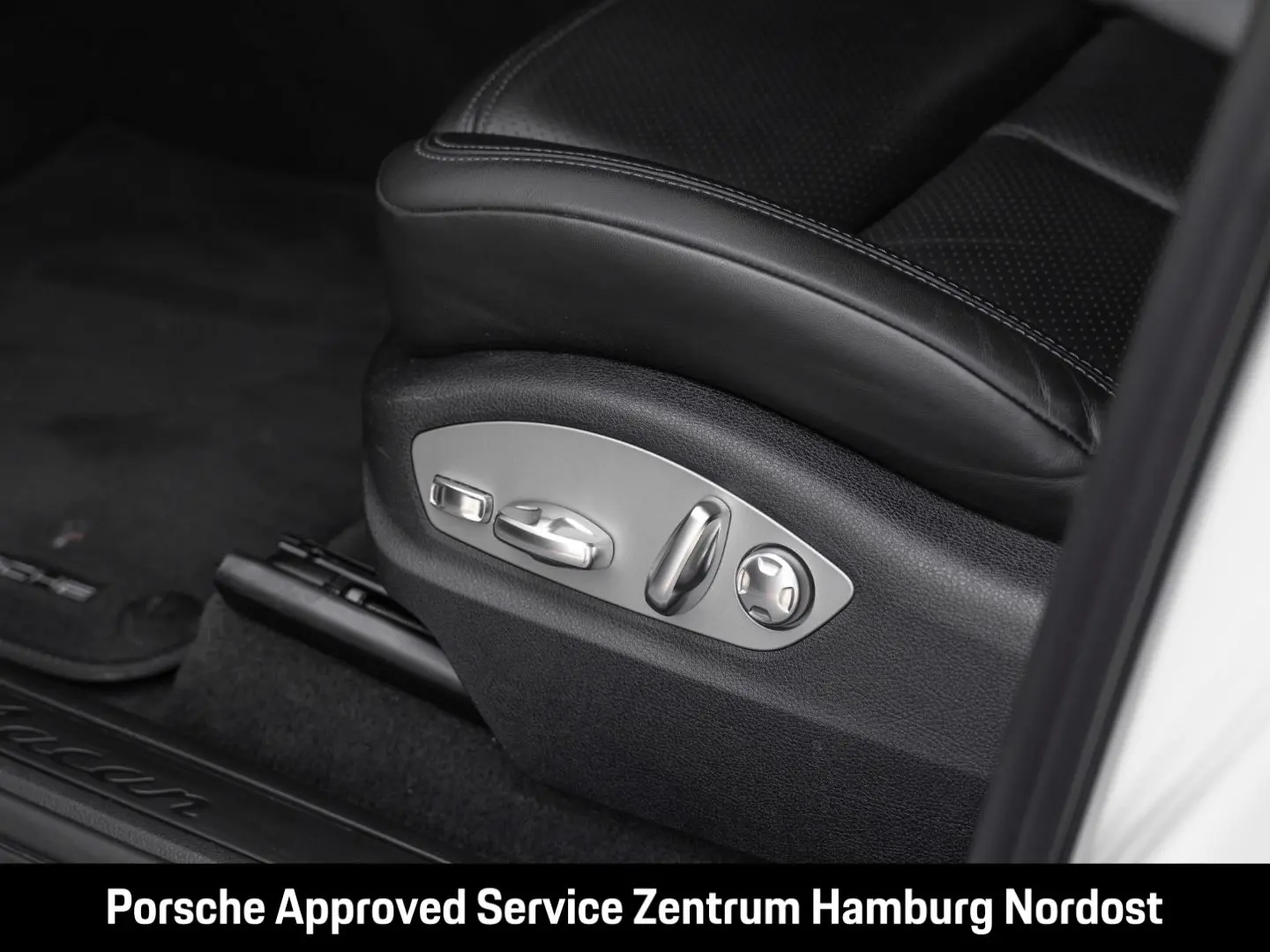 Macan Panoramadach PASM Komfortsitze 14-Wege ACC