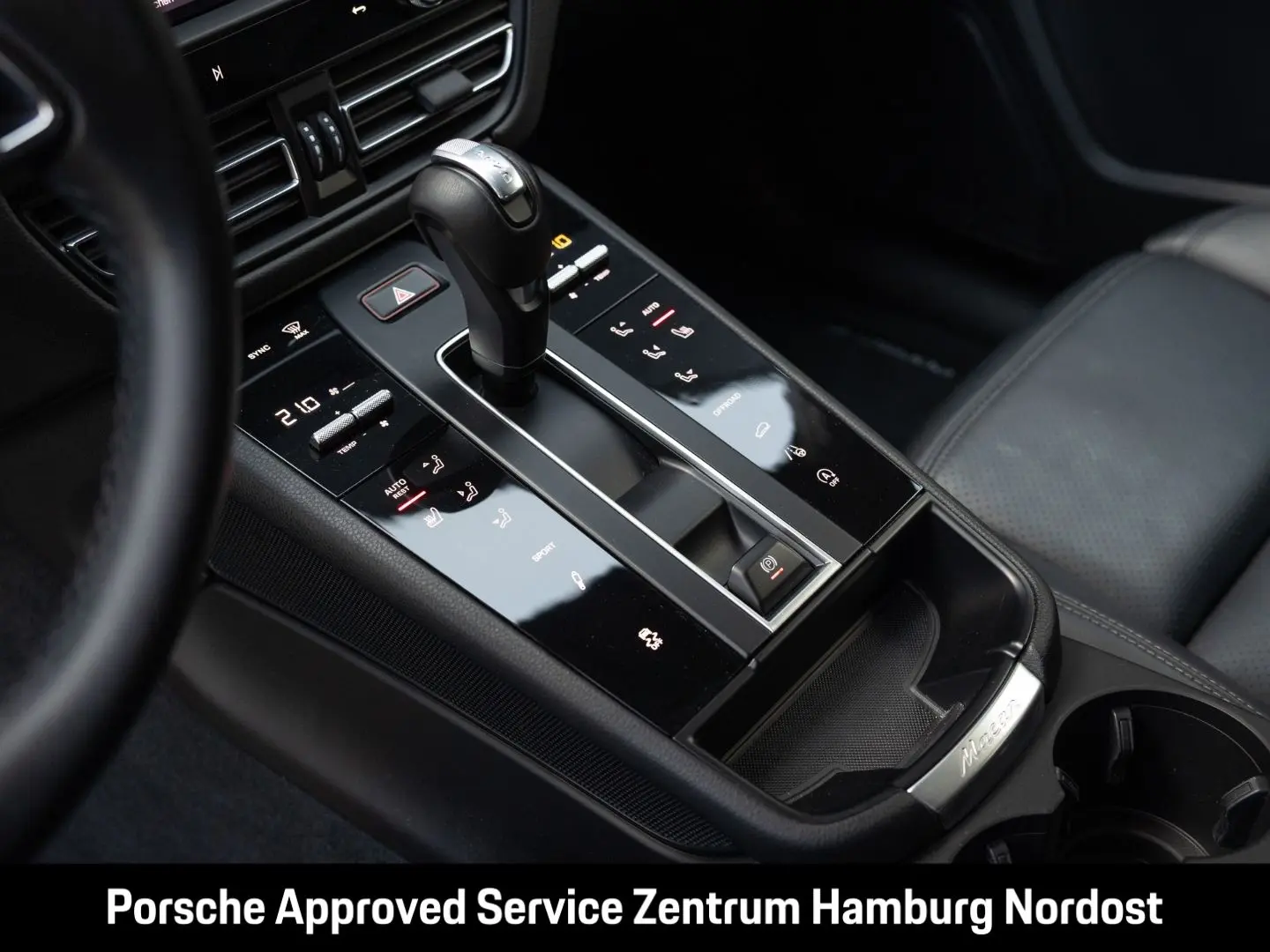 Macan Panoramadach PASM Komfortsitze 14-Wege ACC