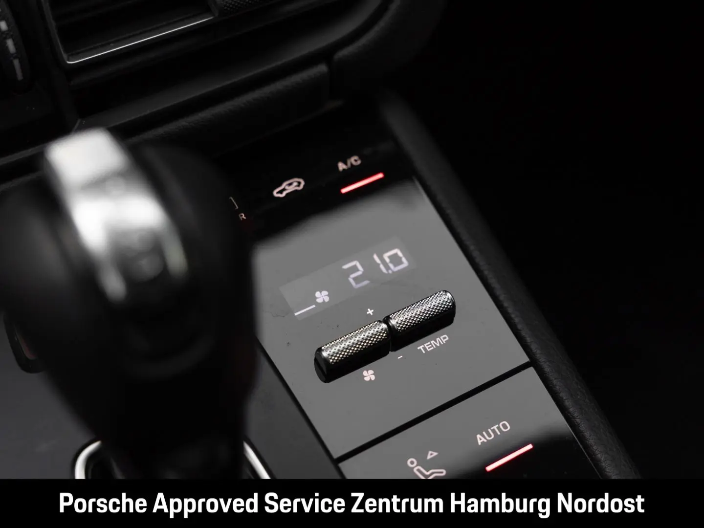 Macan Panoramadach PASM Komfortsitze 14-Wege ACC