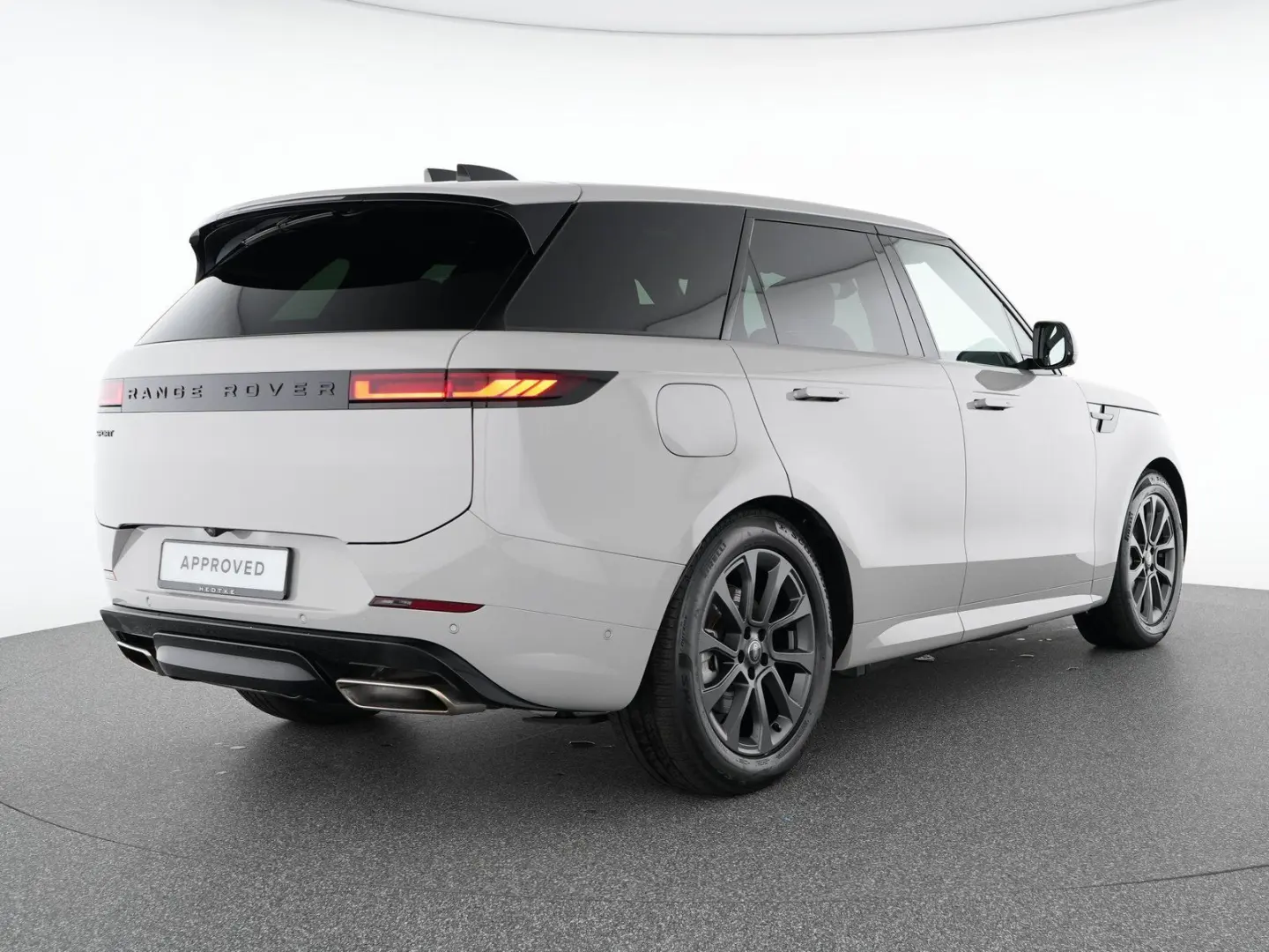 Range Rover Sport P460e Dynamic SE 21