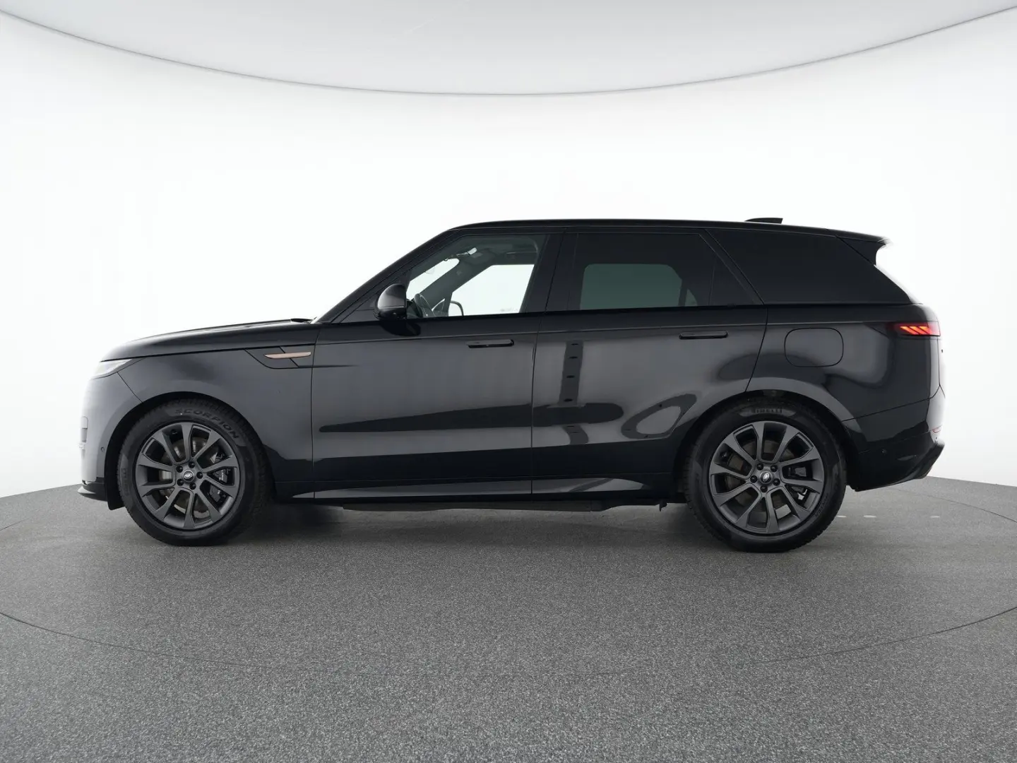 Range Rover Sport P460e Dynamic SE 21