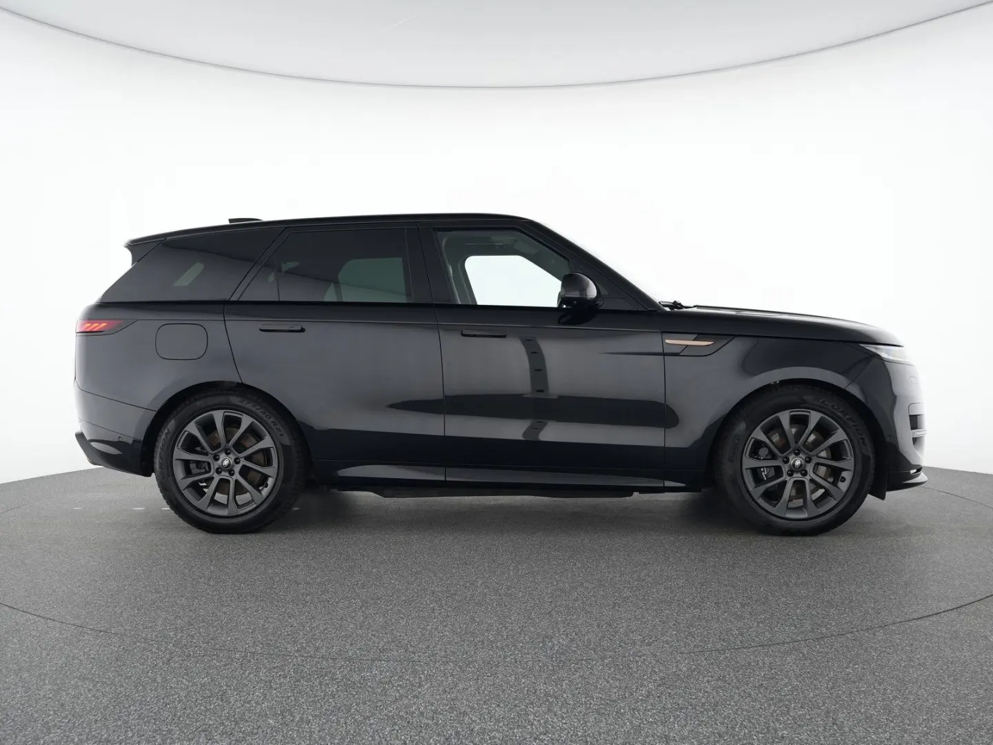 Range Rover Sport P460e Dynamic SE 21