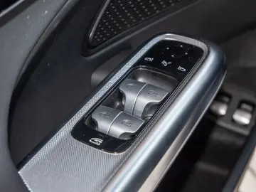 E 300 e Avantgarde Advanced