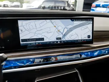 750e xDrive M Sport HUD PANO ACC 360°KAM RFK LM