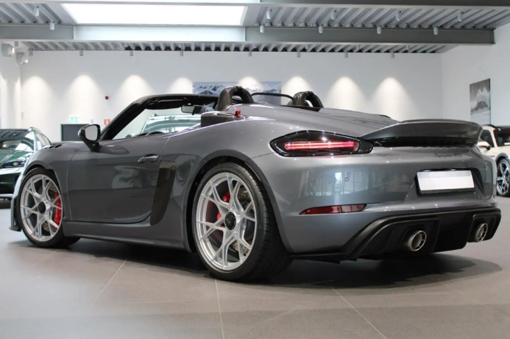 Porsche 718 Spyder RS