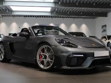 Porsche 718 Spyder RS