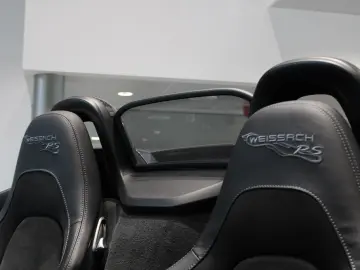 Porsche 718 Spyder RS