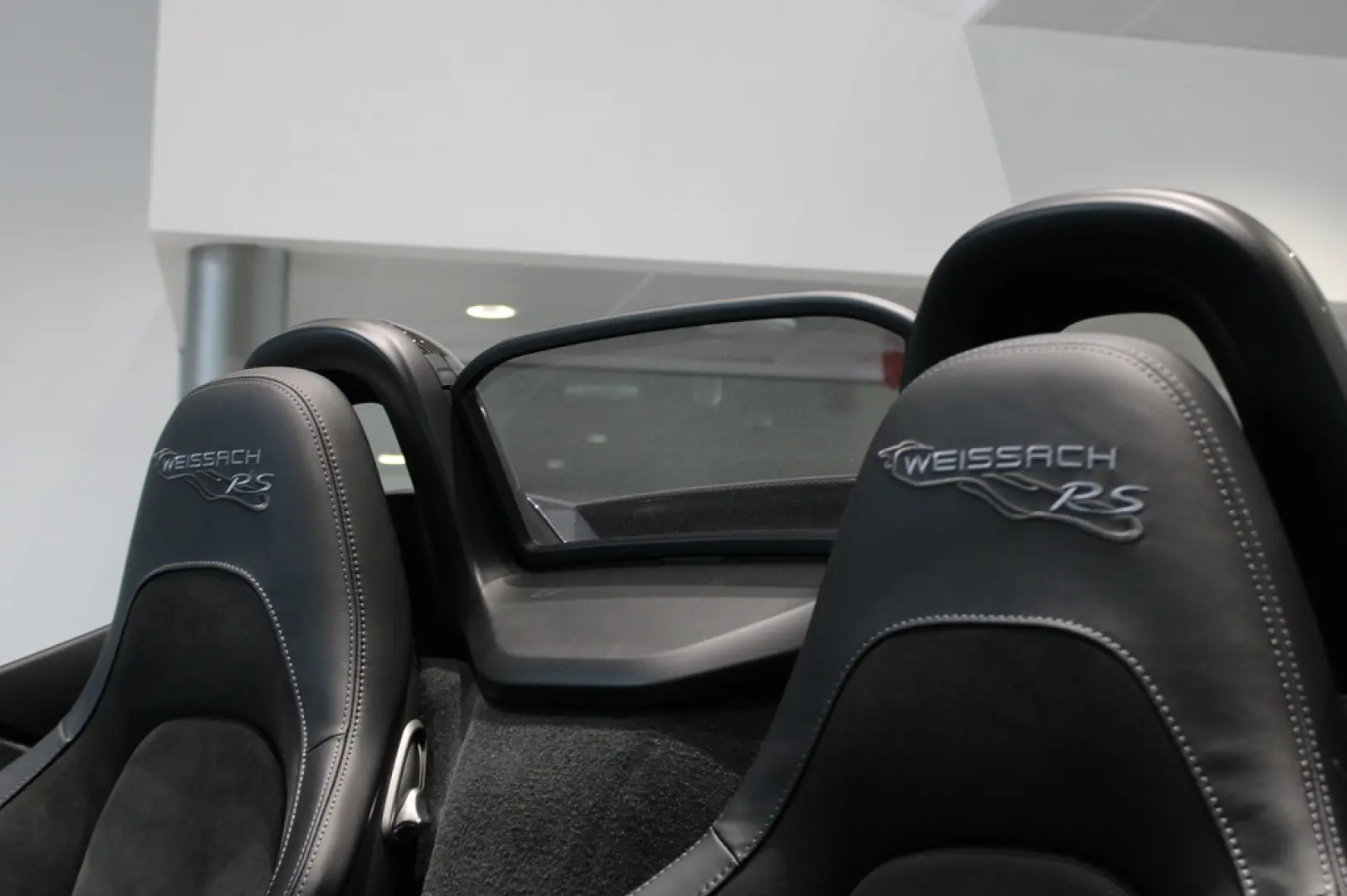 Porsche 718 Spyder RS
