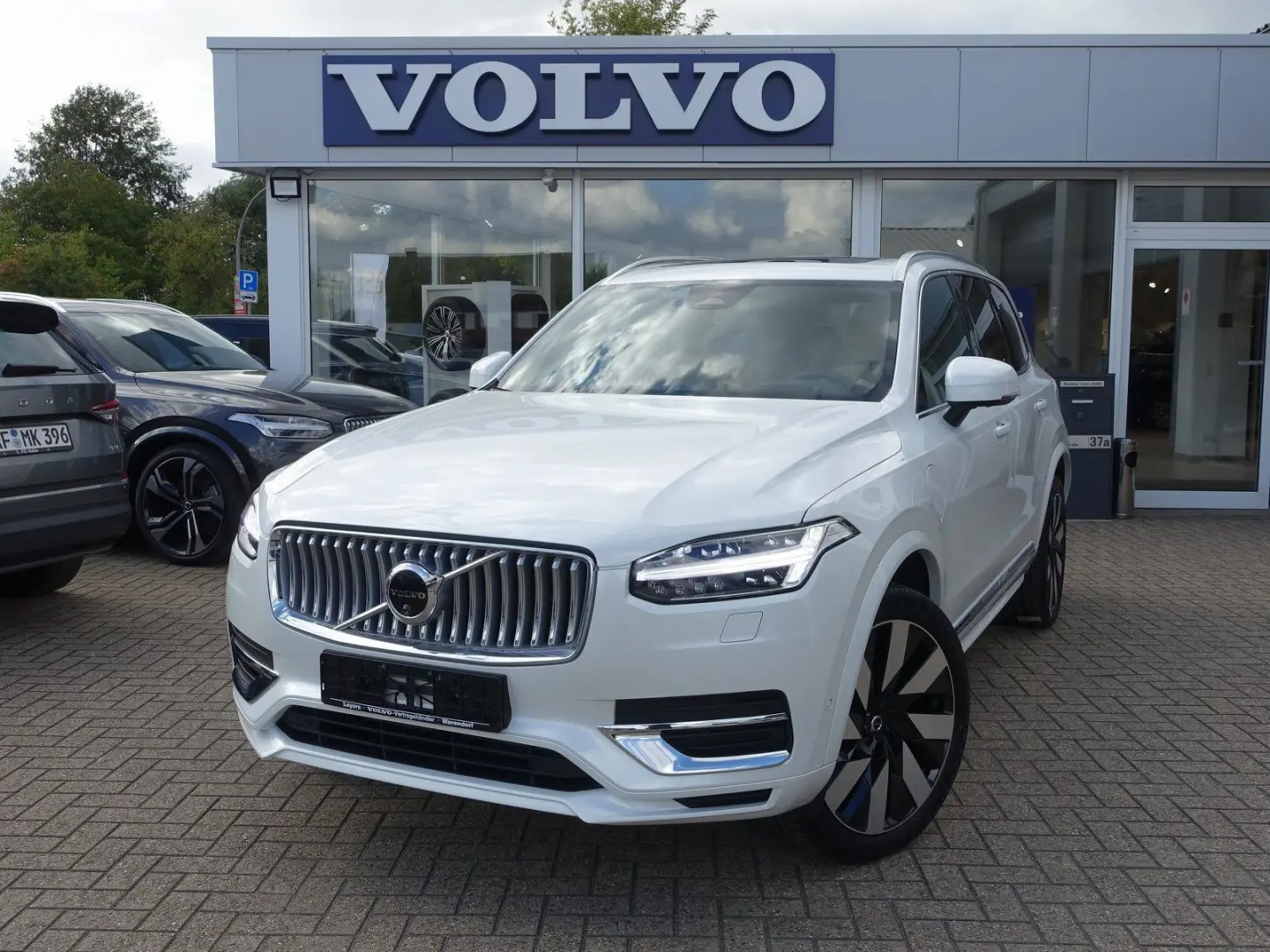 XC90 Plus, T8 AWD Plug-in Hybrid/Four-C/HeapUp