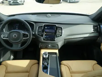 XC90 Plus, T8 AWD Plug-in Hybrid/Four-C/HeapUp