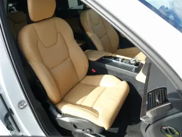XC90 Plus, T8 AWD Plug-in Hybrid/Four-C/HeapUp
