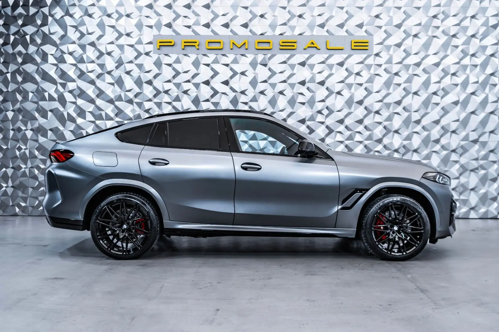 X6 M Competition Carbon* M Drivers