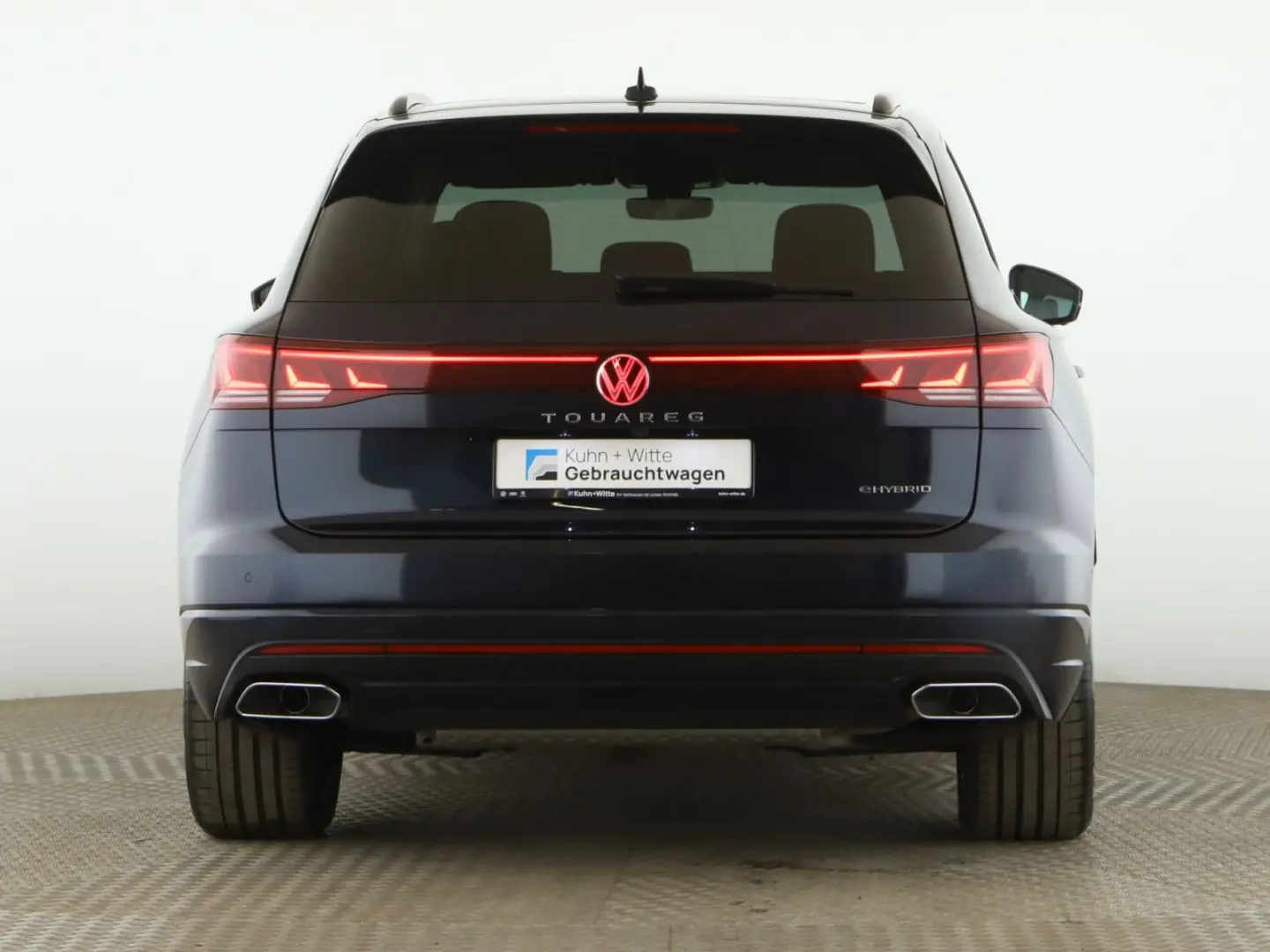 Touareg 3.0 TSIe Elegance 4M *HYBRID*Pano*AHK*Ma