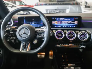 CLA 35 AMG SB 4M Advanced Plus Standhz. LED Pano