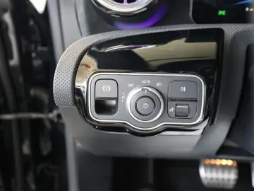 CLA 35 AMG SB 4M Advanced Plus Standhz. LED Pano