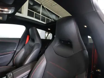 CLA 35 AMG SB 4M Advanced Plus Standhz. LED Pano