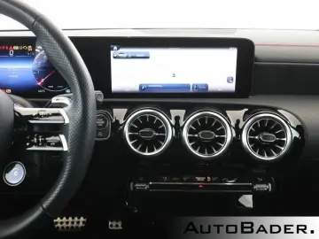 CLA 35 4M Coupé MBUX RFK KeyGO LED Spur Navi