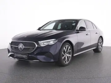 E 300 de 4M AVANTGARDE PANO AHK DC-LADER KEYLESS