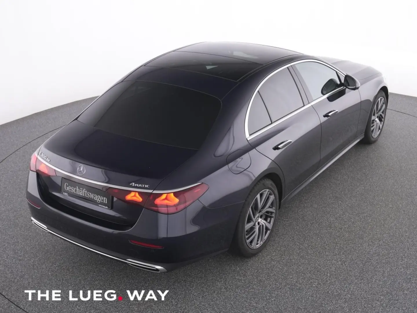 E 300 de 4M AVANTGARDE+PANO+AHK+DC-LADER+KEYLESS