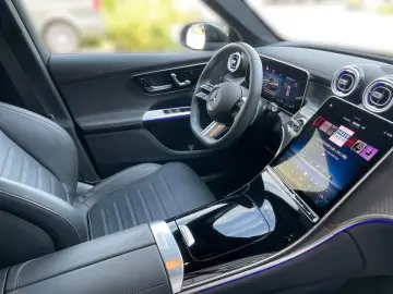 GLC 220 d 4M AMG-Adv+*Pano*AHK*Ambi*Memory*MBUX*