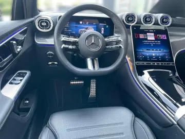 GLC 220 d 4M AMG-Adv+*Pano*AHK*Ambi*Memory*MBUX*