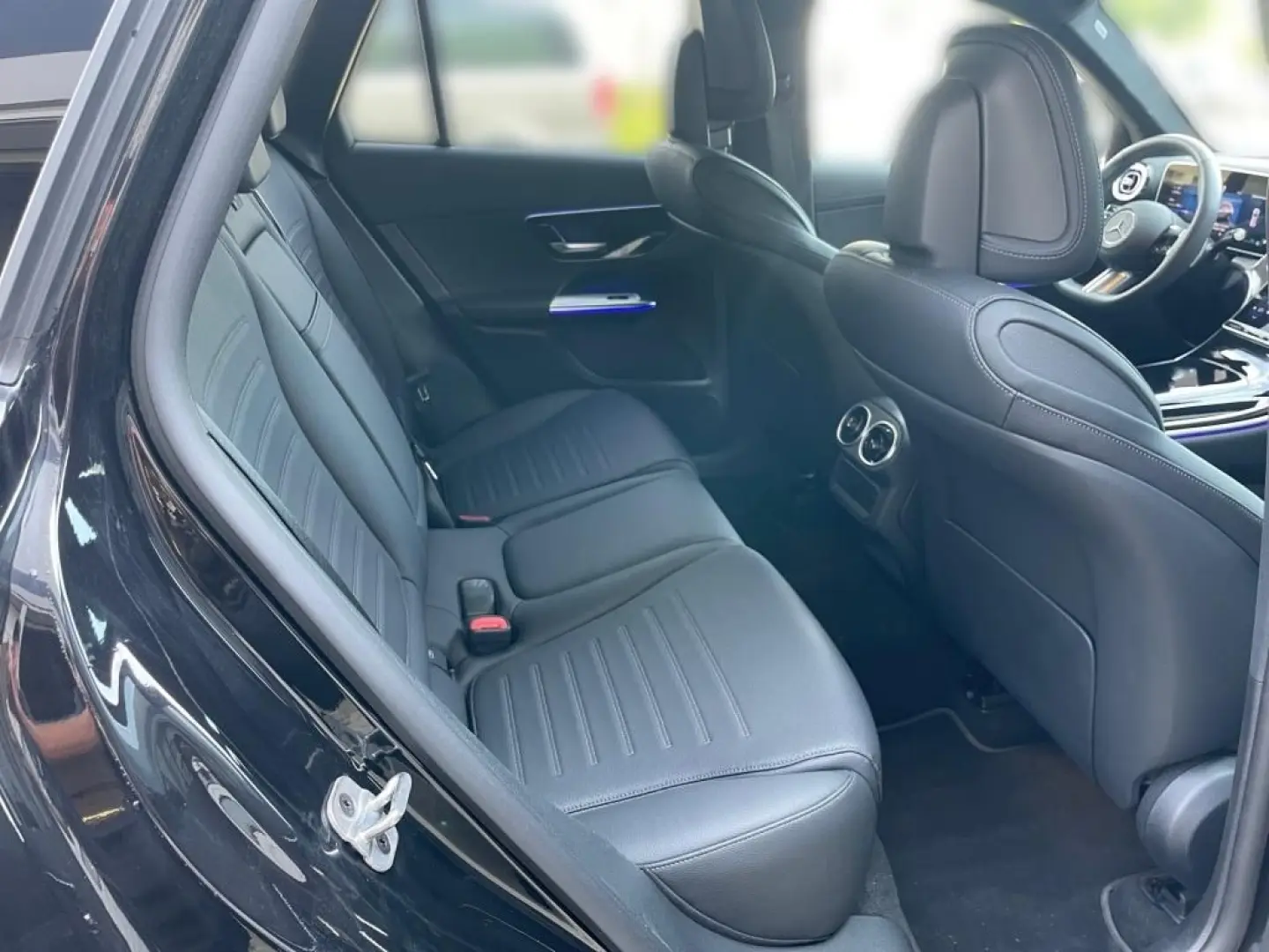 GLC 220 d 4M AMG-Adv+*Pano*AHK*Ambi*Memory*MBUX*