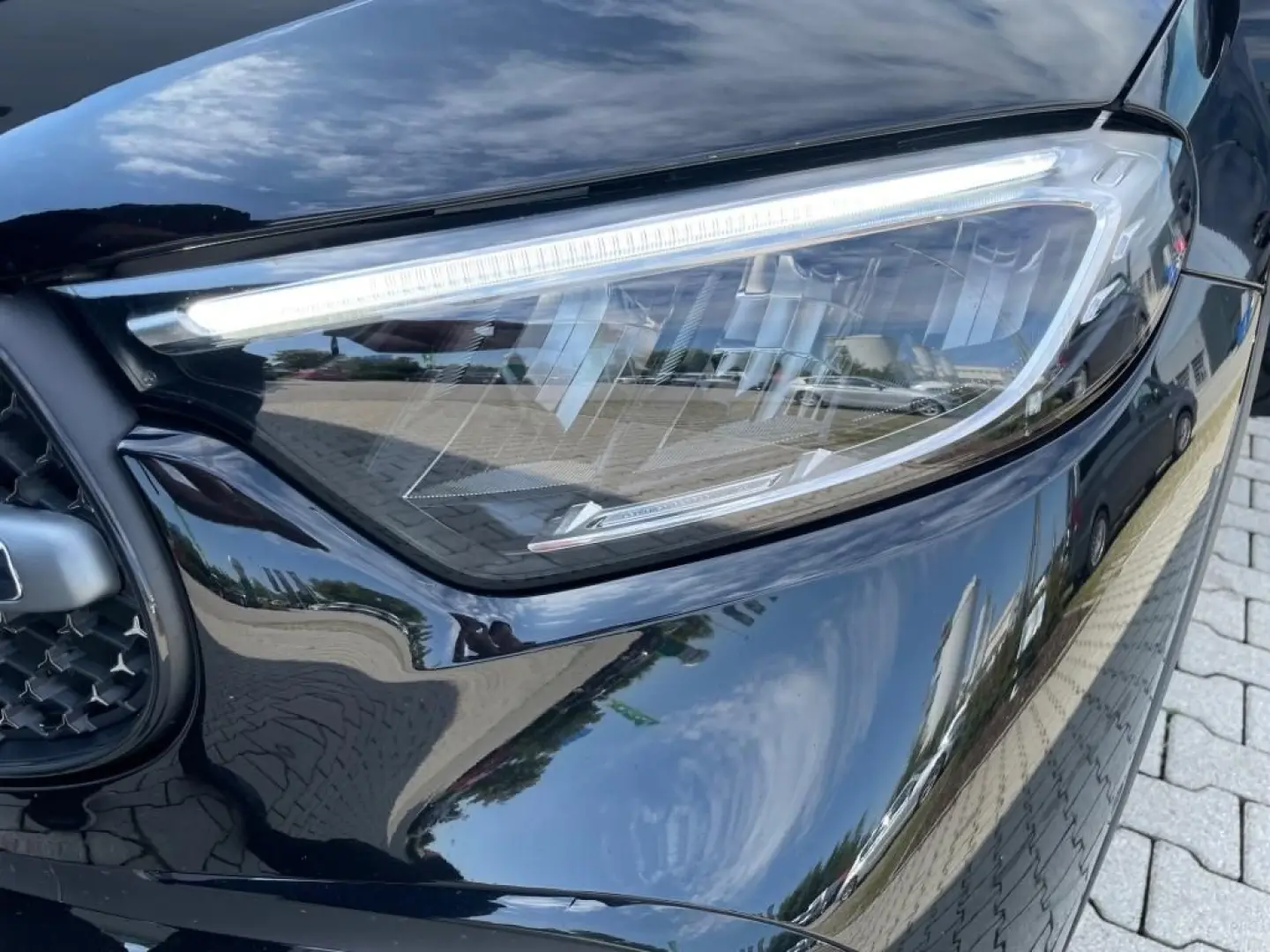 GLC 220 d 4M AMG-Adv+*Pano*AHK*Ambi*Memory*MBUX*