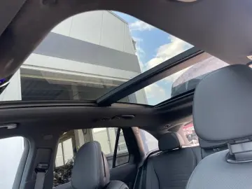 GLC 220 d 4M AMG-Adv+*Pano*AHK*Ambi*Memory*MBUX*