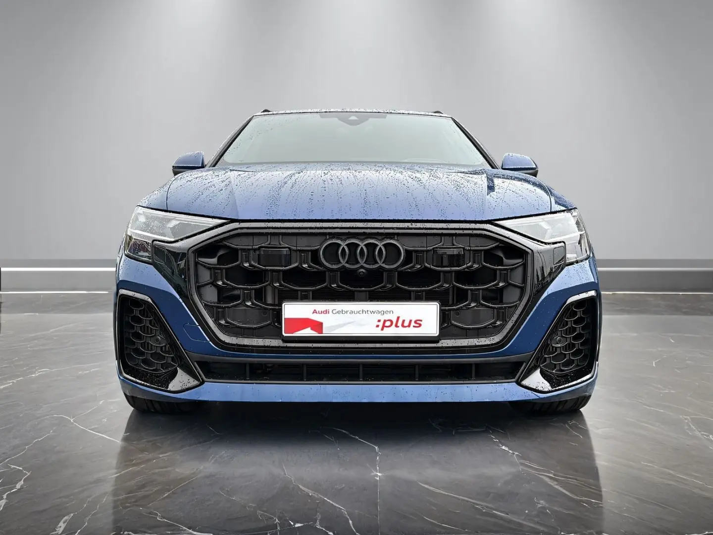 Q8 55 TFSI +S-LINE+ADAPAIR+AHK+360°+OPTIK+MATRIX