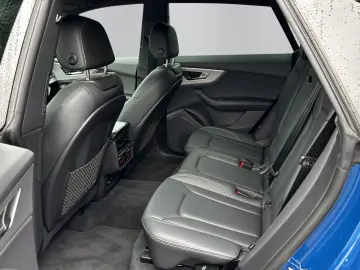 Q8 55 TFSI +S-LINE+ADAPAIR+AHK+360°+OPTIK+MATRIX