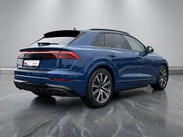 Q8 55 TFSI +S-LINE+ADAPAIR+AHK+360°+OPTIK+MATRIX