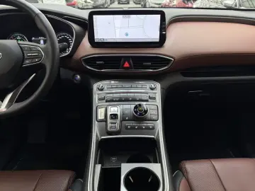 Santa Fe 1.6 T-GDI Trend Plug-In Hybrid 4WD 