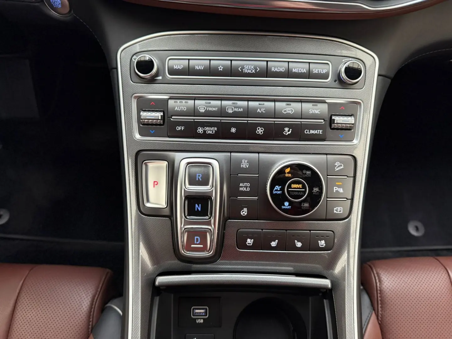 Santa Fe 1.6 T-GDI Trend Plug-In Hybrid 4WD 