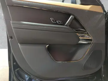 Range Rover Sport D350 Autobiography BLACK-PACK 