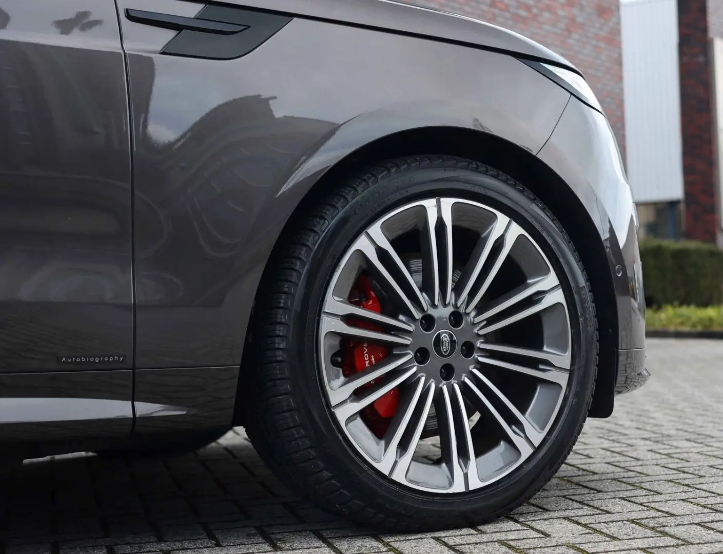 Range Rover Sport P550e Autobiography