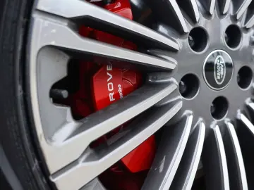 Range Rover Sport P550e Autobiography