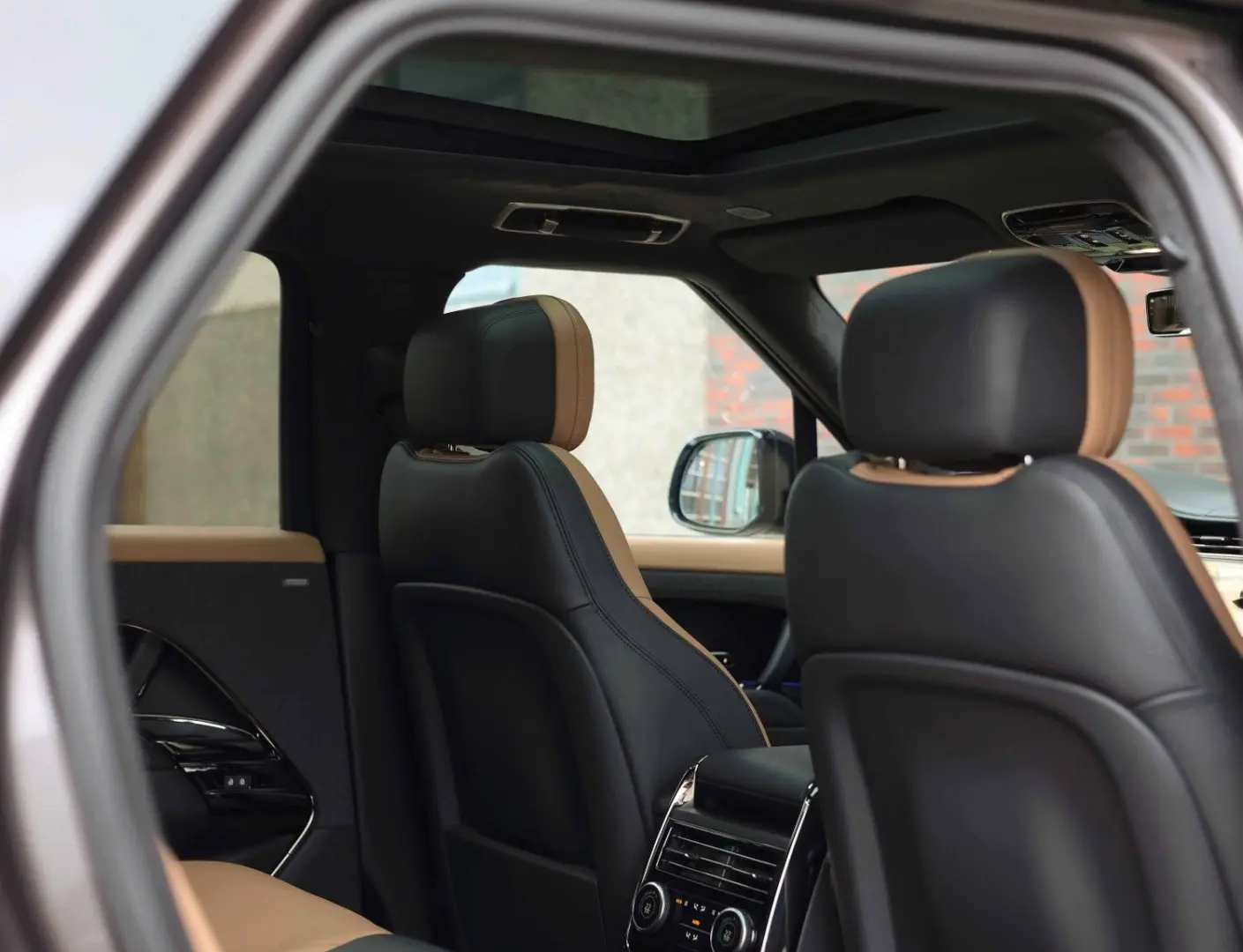 Range Rover Sport P550e Autobiography