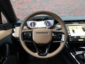 Range Rover Sport P550e Autobiography