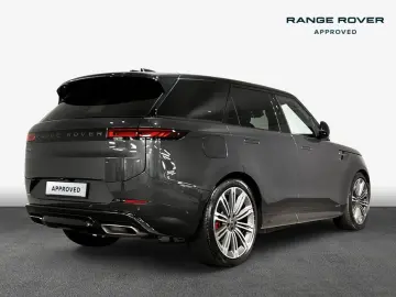 Range Rover Sport P550e Hybrid Autobiography