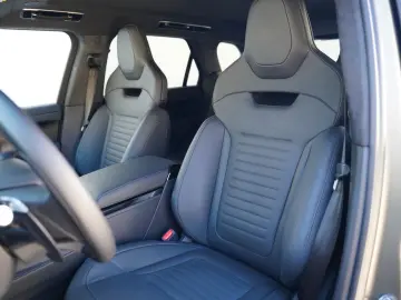 Range Rover Sport P635 SV Edition One Bronze