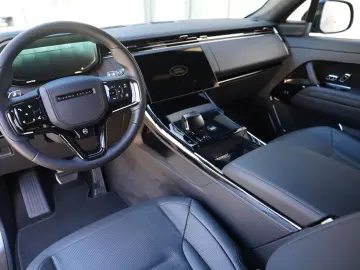 Range Rover Sport P635 SV Edition One Bronze