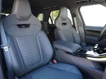 Range Rover Sport P635 SV Edition One Bronze
