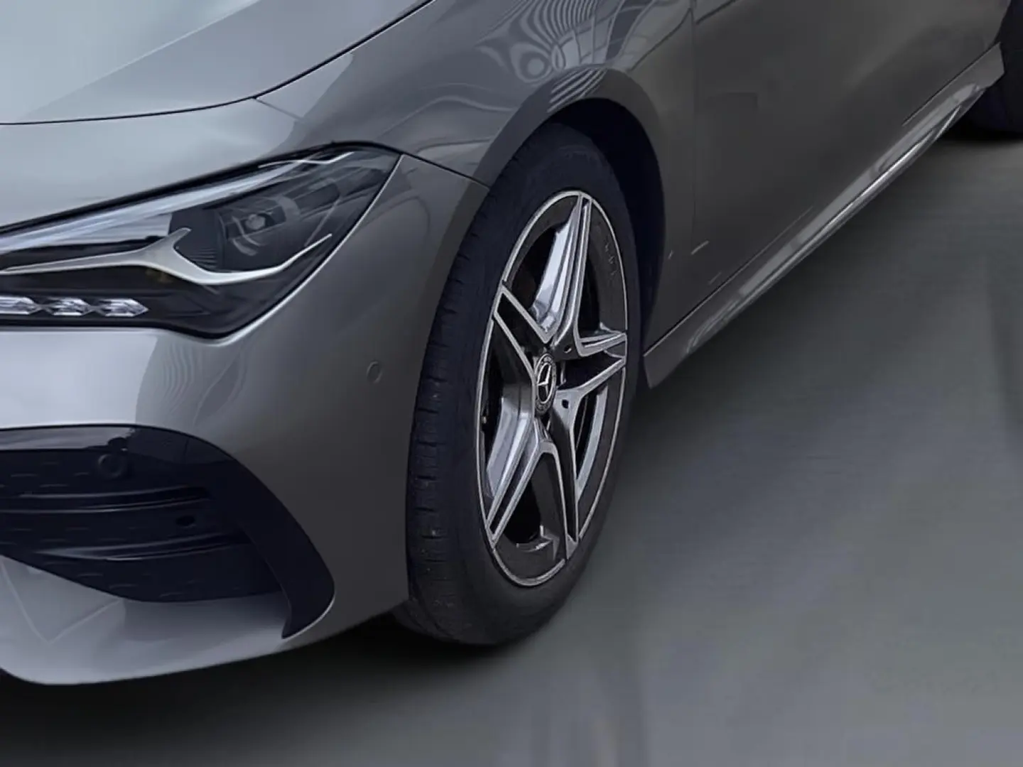 CLA 180 +AMG+KAMERA+Ambiente+SHZ+AUT+LED+el.Heck