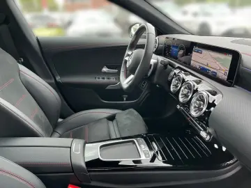 CLA 180 Coupé AMG AdvPlus+MBUX+SHZ+LED+PDC+Kam