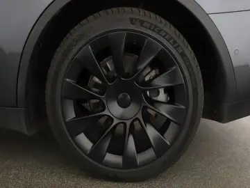 Model Y Long Range AWD 75kWh 2021 , Automatik,