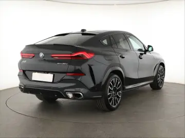 X6