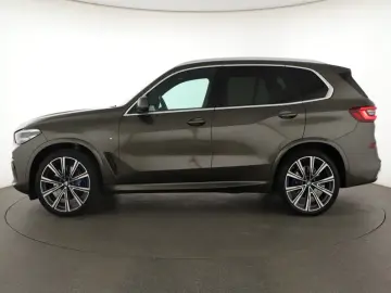 X5