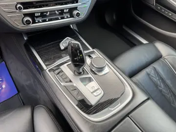 BMW 740 d xDrive M Sport Paket H&K/Pano/SoftClose