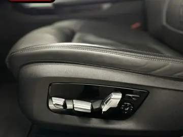 BMW 750 i xDrive M SPORT PURE+LASER+SOFT