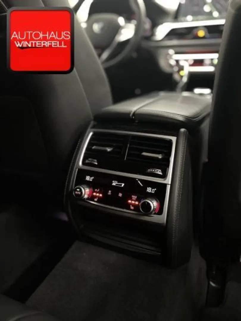 BMW 750 i xDrive M SPORT PURE+LASER+SOFT